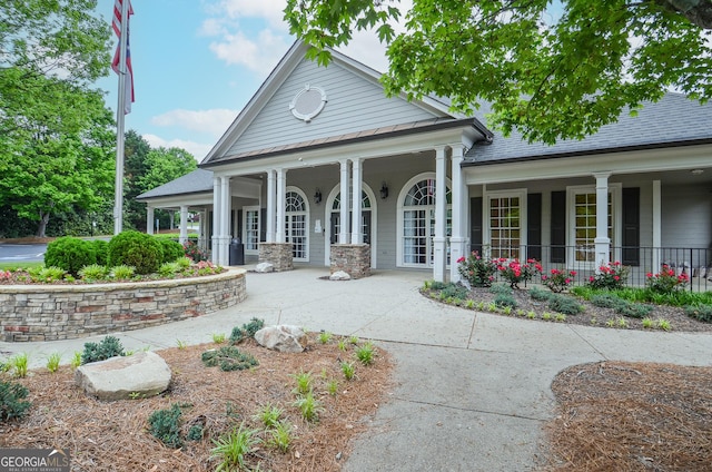 view of front of house with covered porch