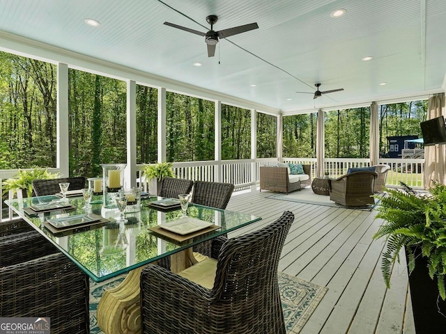 650 Jones Rd, Roswell, GA 30075 - sunroom / solarium featuring outdoor lounge area and a ceiling fan