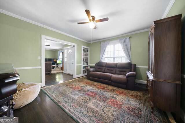 404 E 11th St SE, Rome, GA 30161 - living room with crown molding, baseboards, a ceiling fan, and wood finished floors