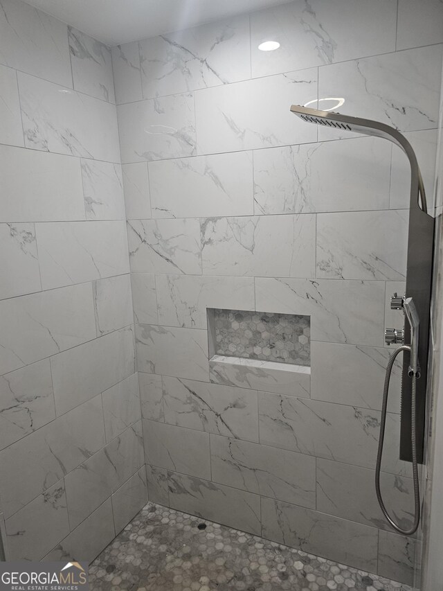 967 Vega Rd, Meansville, GA 30256 - full bath featuring a tile shower