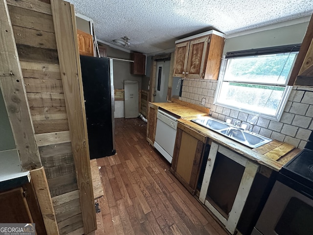 341 Mountain Lake View Dr, Jasper, GA 30143 - kitchen with dishwasher, tasteful backsplash, freestanding refrigerator, dark wood-style flooring, and light countertops