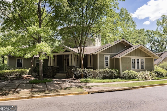 view of front of house