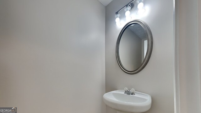 8256 Milam Loop, Fairburn, GA 30213 - bathroom featuring a sink