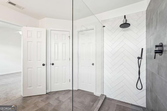 3505 Chattahoochee Summit Ln SE Unit 25, Atlanta, GA 30339 - bathroom featuring walk in shower