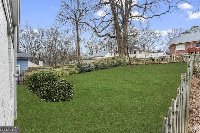 960 Byron Dr SW, Atlanta, GA 30310 - view of yard featuring a fenced backyard