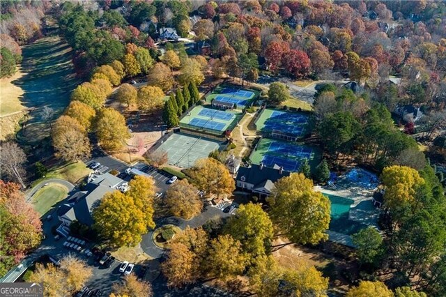 aerial view of property and surrounding area