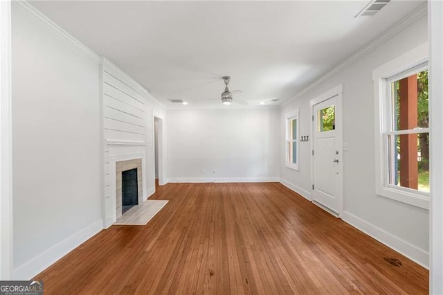 1798 S Gordon St SW, Atlanta, GA 30310 - unfurnished living room featuring ceiling fan, baseboards, and hardwood / wood-style floors