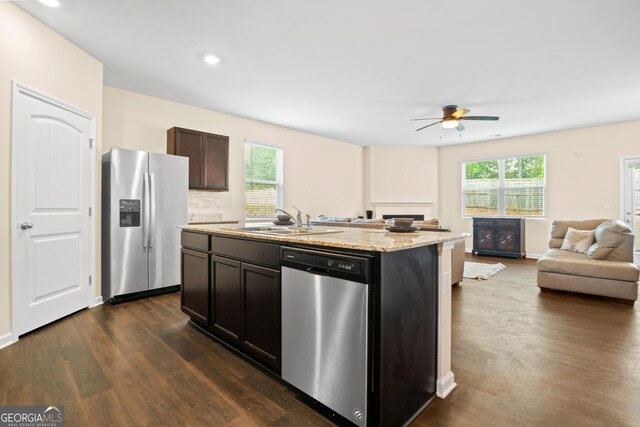138 Yonah Way, Dallas, GA 30132 - kitchen featuring appliances with stainless steel finishes, a sink, ceiling fan, open floor plan, and recessed lighting