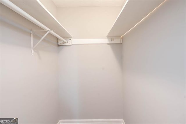 2607 Jefferson Ter, Atlanta, GA 30344 - view of walk in closet