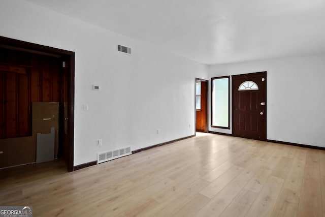 4365 US Highway 341, Jesup, GA 31545 - entryway with light wood-type flooring and baseboards