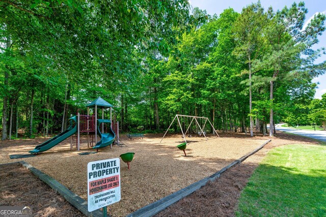 255 Ashmere Ct, Tyrone, GA 30290 - view of community jungle gym