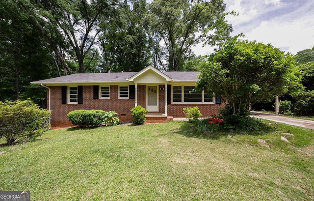 120 Hunt Rd, Athens, GA 30606 - ranch-style house featuring concrete driveway, brick siding, and a front yard