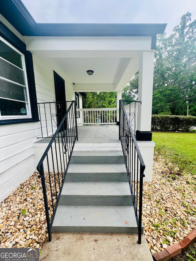 2502 Barge Rd SW, Atlanta, GA 30331 - view of staircase