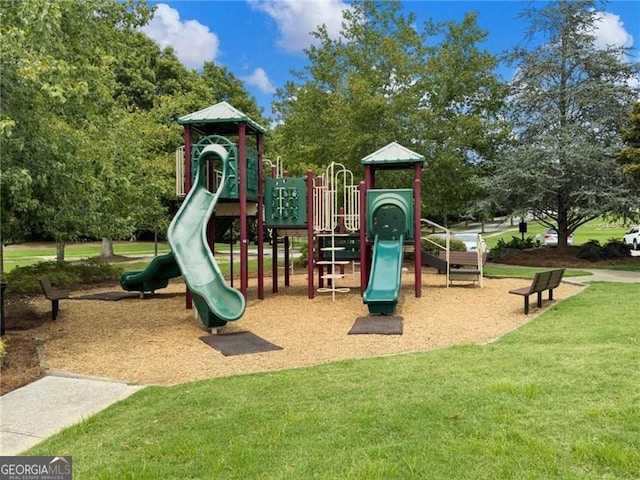 7712 Soaring Eagle Dr, Flowery Branch, GA 30542 - community play area with a yard