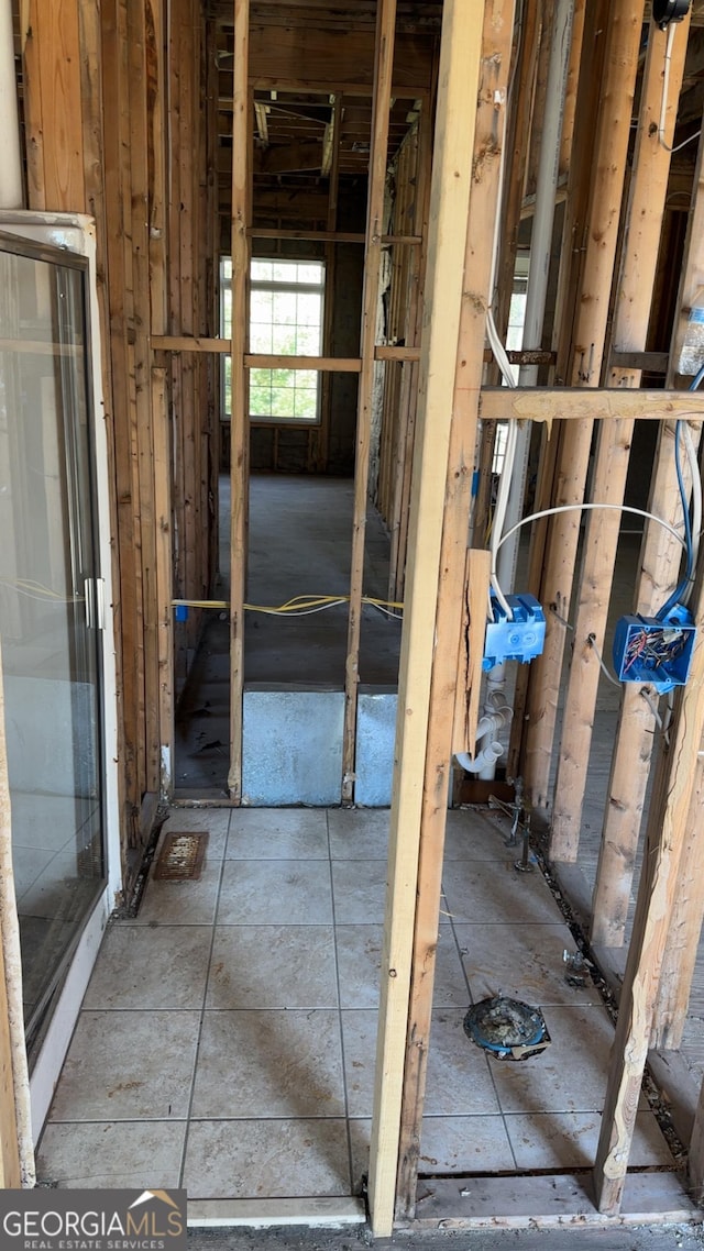 8828 Patricia Rose, Douglasville, GA 30134 - view of misc room