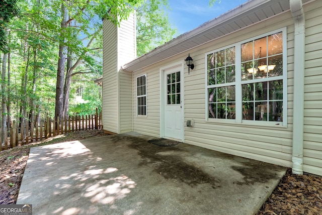 150 Buckeye Trails Dr, Commerce, GA 30530 - view of patio / terrace with fence