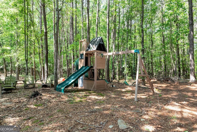 150 Buckeye Trails Dr, Commerce, GA 30530 - view of jungle gym featuring a wooded view