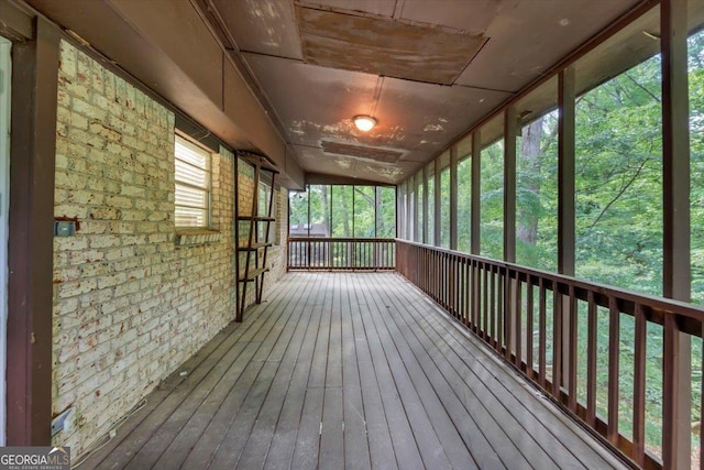 view of unfurnished sunroom