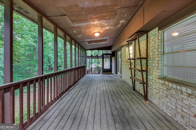 view of unfurnished sunroom