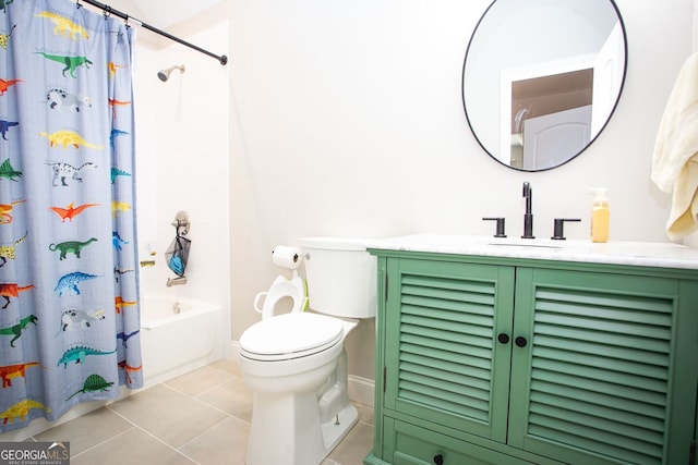 full bath featuring tile patterned floors, shower / bath combo with shower curtain, vanity, and toilet