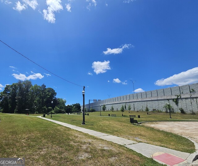 1418 2nd Ave, Macon, GA 31201 - view of street with street lights