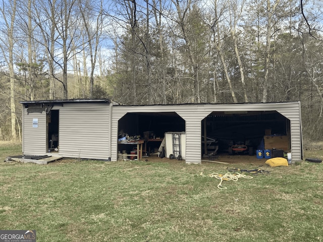 view of outdoor structure with an outdoor structure