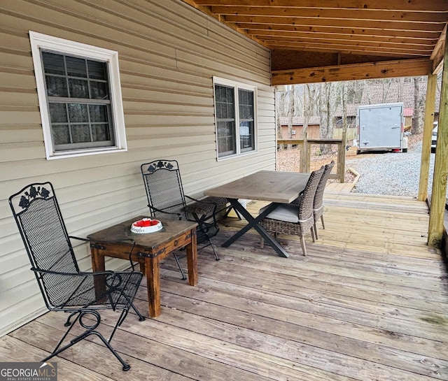 deck with outdoor dining space
