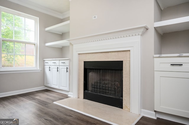 3230 Deer Valley Dr NW, Acworth, GA 30101 - detailed view of wood finished floors, crown molding, baseboards, and a high end fireplace