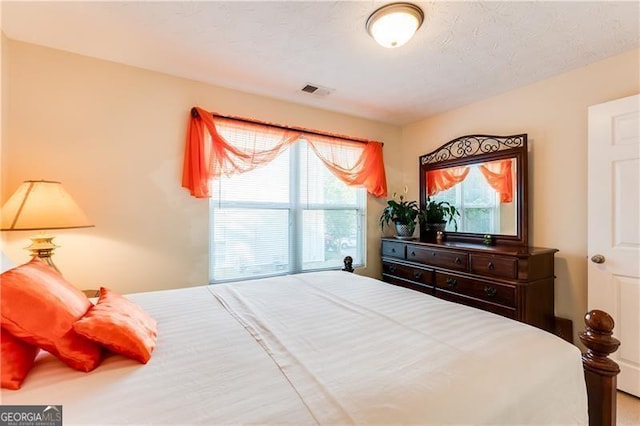 10202 Fairington Ridge Cir, Lithonia, GA 30038 - bedroom featuring visible vents