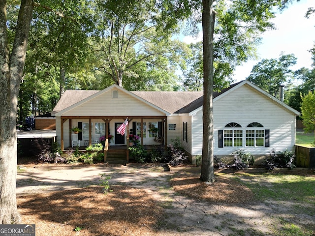 view of front of house featuring a porch