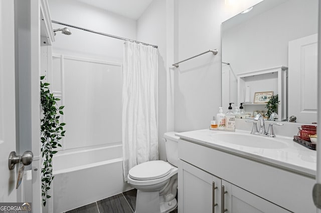1098 Caruso Dr, Buford, GA 30518 - full bath with vanity, shower / bath combination with curtain, and wood finished floors