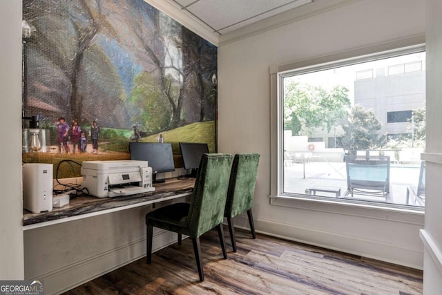 275 13th St NE Unit 605, Atlanta, GA 30309 - office area featuring crown molding and wood finished floors