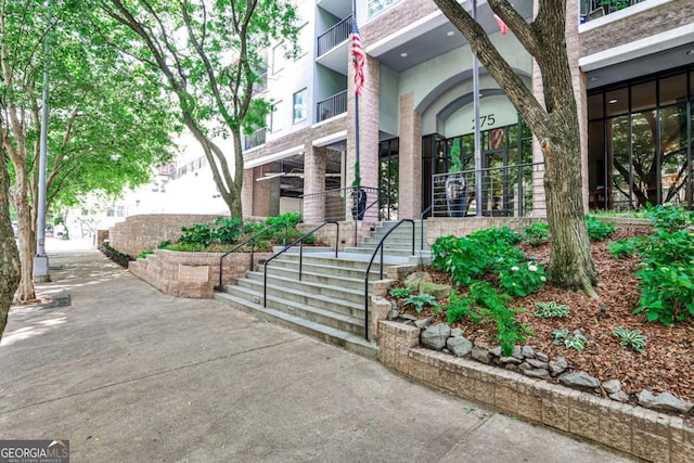 275 13th St NE Unit 605, Atlanta, GA 30309 - entrance to property with brick siding