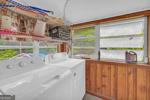 627 N Hulin Ave, Tignall, GA 30668 - washroom with washing machine and dryer and laundry area