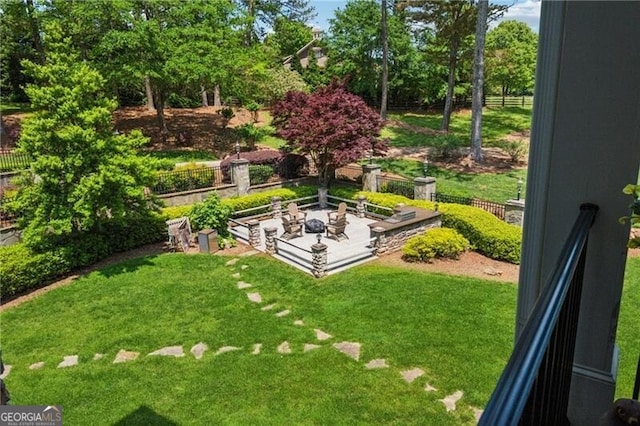 view of yard featuring fence
