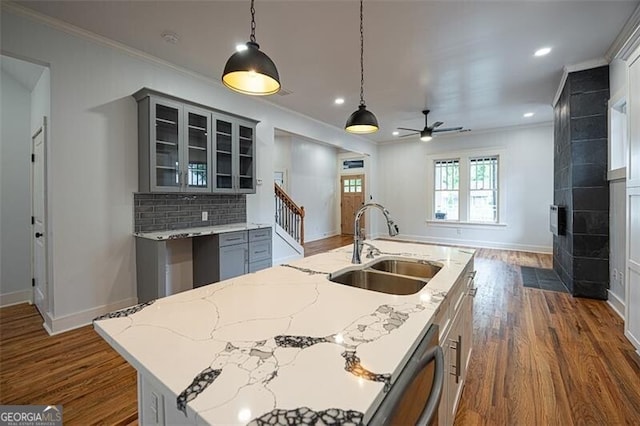1120 Arlington Ave SW, Atlanta, GA 30310 - kitchen with a ceiling fan, a sink, gray cabinets, dark wood-type flooring, and recessed lighting