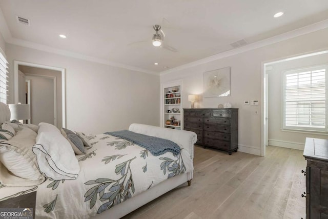 316 S Esplanade, Alpharetta, GA 30009 - bedroom with a ceiling fan, crown molding, light wood-type flooring, and visible vents