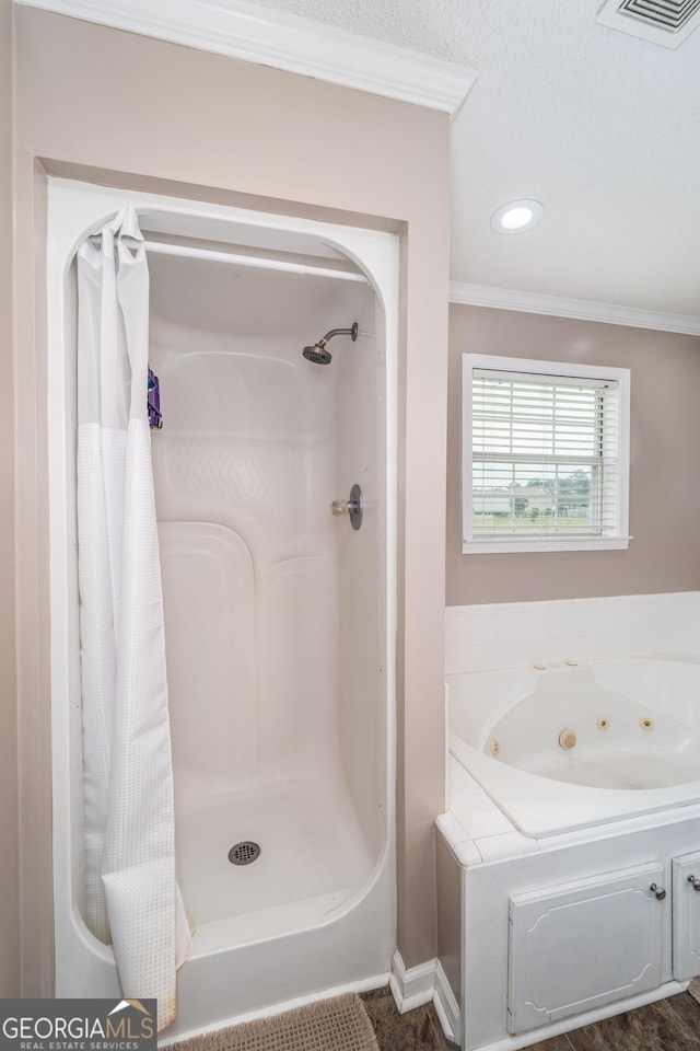 3808 Deer Run Dr, Blackshear, GA 31516 - full bath with a shower with curtain, ornamental molding, and visible vents