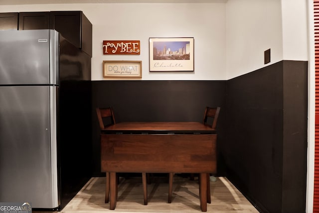 401 N Cromwell Rd Unit 6K, Savannah, GA 31410 - dining room featuring light wood finished floors