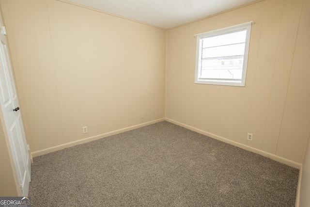 205 Butler St, Waycross, GA 31501 - carpeted empty room with baseboards