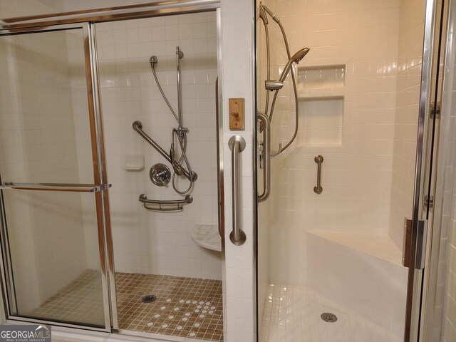 full bathroom featuring a shower stall
