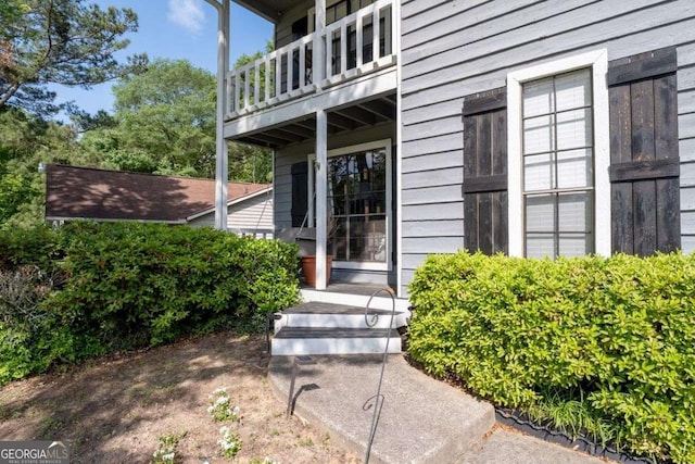 4971 Sharp Way, Duluth, GA 30096 - property entrance with a balcony