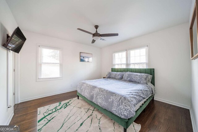 1893 Windsor Dr SW, Atlanta, GA 30311 - full bathroom featuring toilet, tile patterned flooring, vanity, and shower / bath combo
