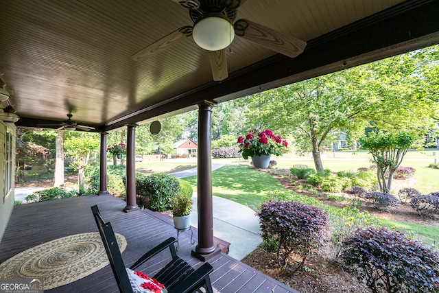 view of patio featuring a porch and a ceiling fan