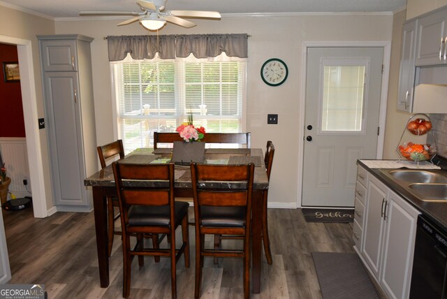 202 Willow Oak Way, Lizella, GA 31052 - dining area featuring crown molding, dark wood-style flooring, and ceiling fan