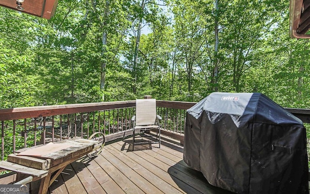 deck with grilling area
