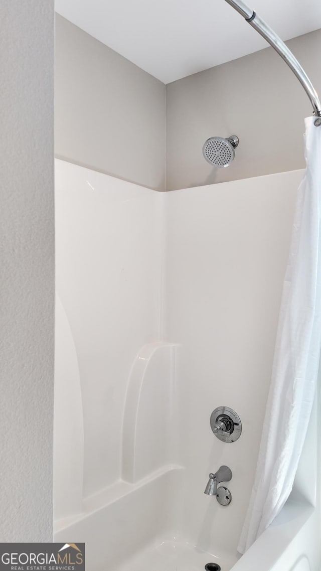 216 Morningside Dr, Thomasville, GA 31792 - bathroom with shower / tub combo