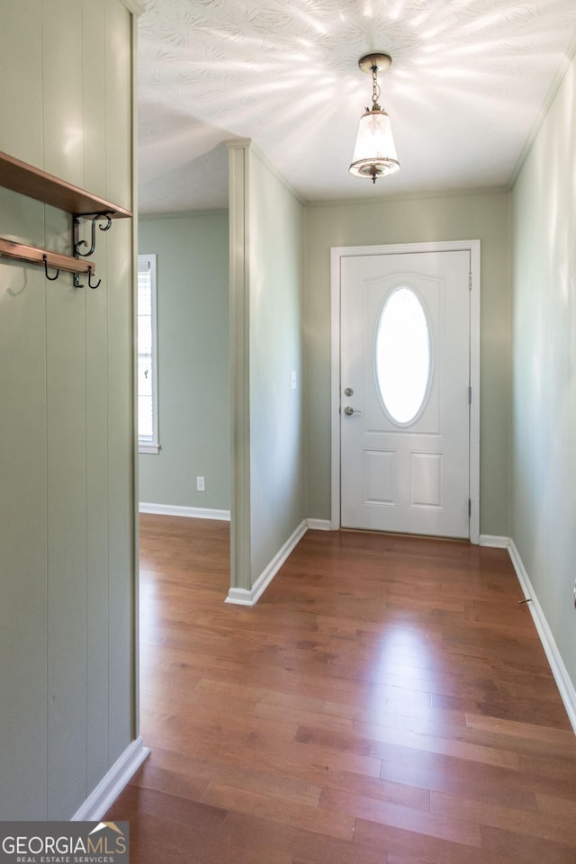 1114 Laurel St, Blackshear, GA 31516 - foyer featuring baseboards and wood finished floors