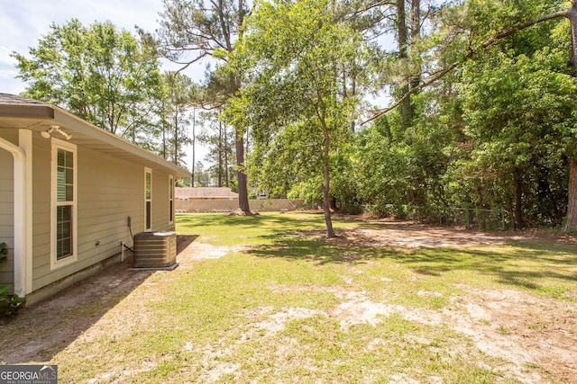 1114 Laurel St, Blackshear, GA 31516 - view of yard featuring cooling unit and fence