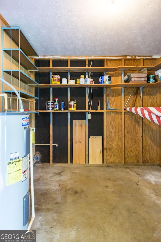1114 Laurel St, Blackshear, GA 31516 - storage room with water heater